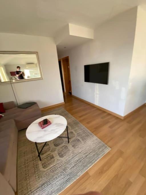 Carvajal, 2-bedroom Sea View Penthouse Appartement Fuengirola